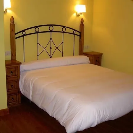 Apartamento Turisticos Cuirgu