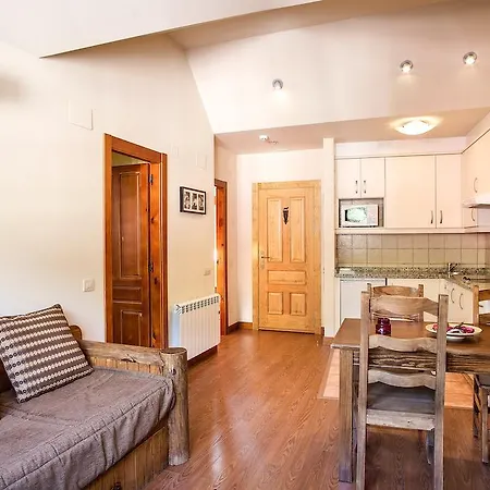 Apartamento Turisticos Cuirgu